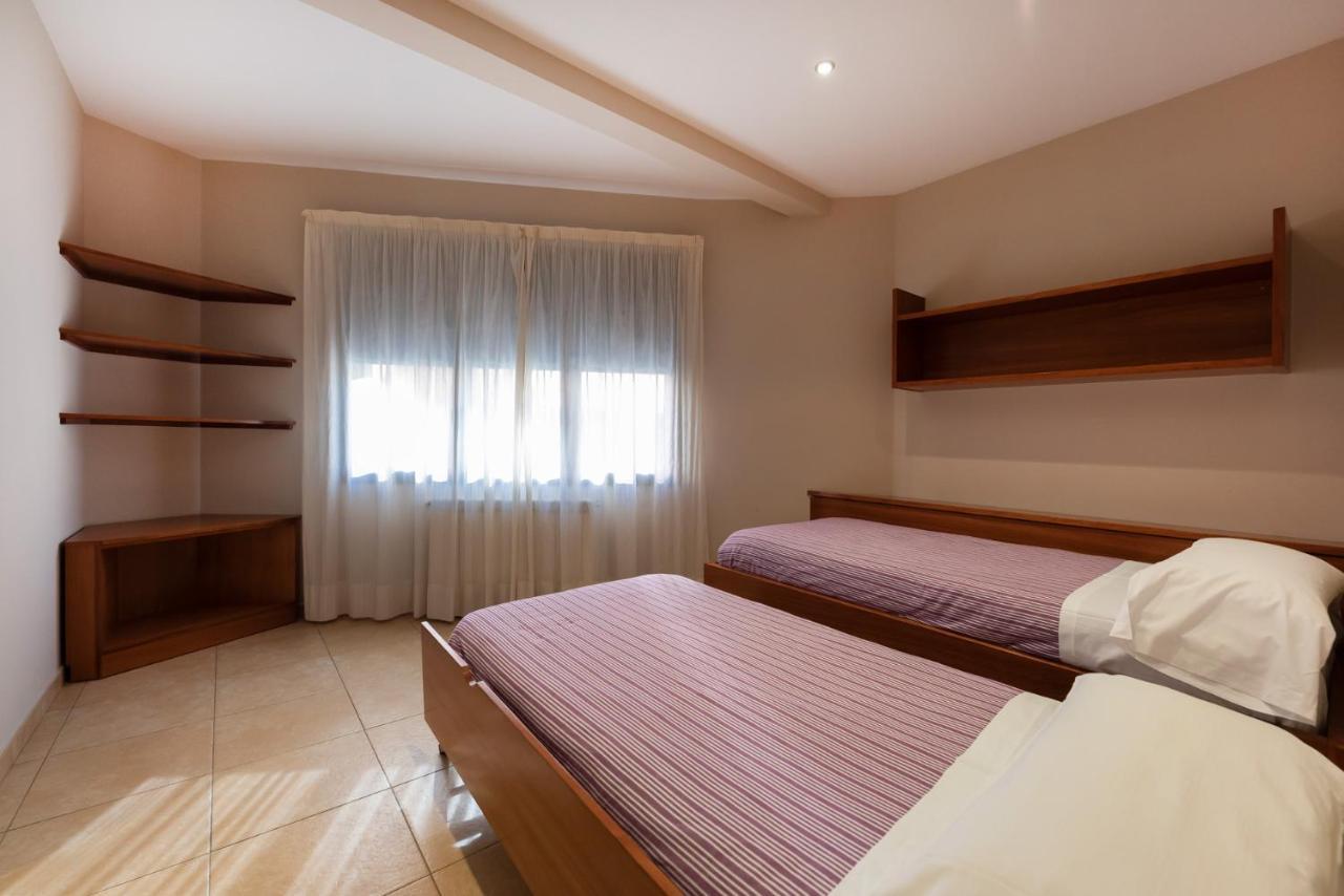 Aparthotel Iceberg Sant Julià de Lòria Buitenkant foto