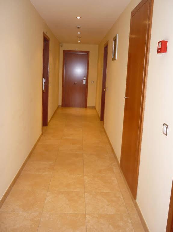 Aparthotel Iceberg Sant Julià de Lòria Buitenkant foto